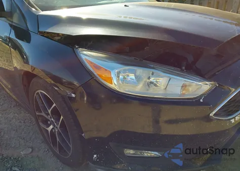 2015 Ford Focus Se z USA, uszkodzony, nr VIN 1FADP3F21FL253199